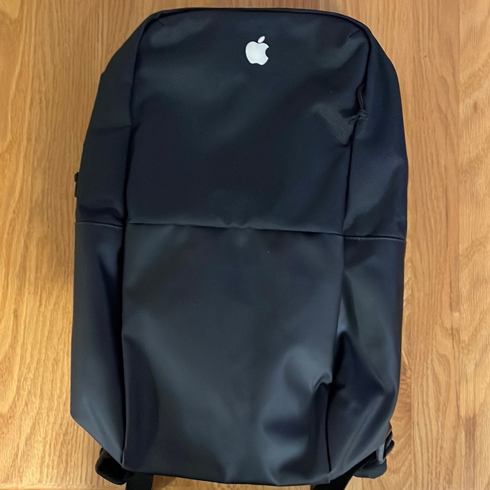Incase Apple Computers Laptop Backpack